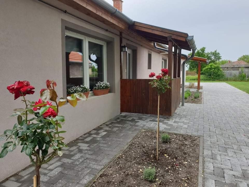 Kajari Apartmanhaz Balatonfokajar Экстерьер фото