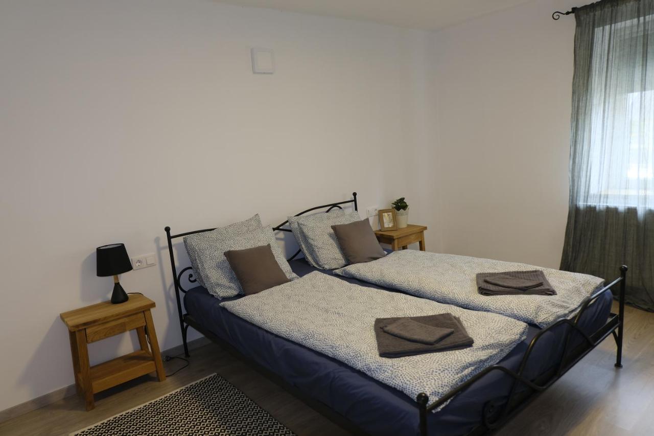 Kajari Apartmanhaz Balatonfokajar Экстерьер фото